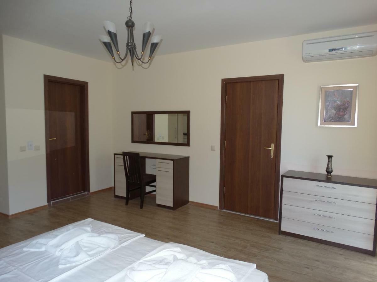 Chateau Del Marina Apart Complex Nessebar Exterior foto