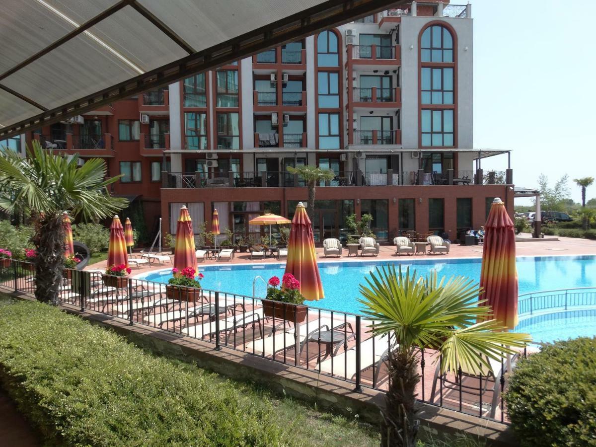 Chateau Del Marina Apart Complex Nessebar Exterior foto